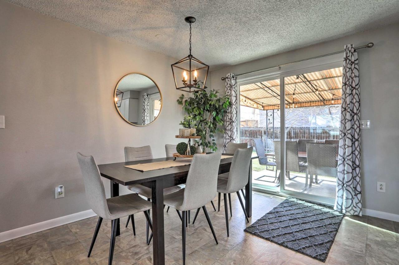 Duplex With Private Yard 3 Mi To Downtown Loveland! Exterior photo